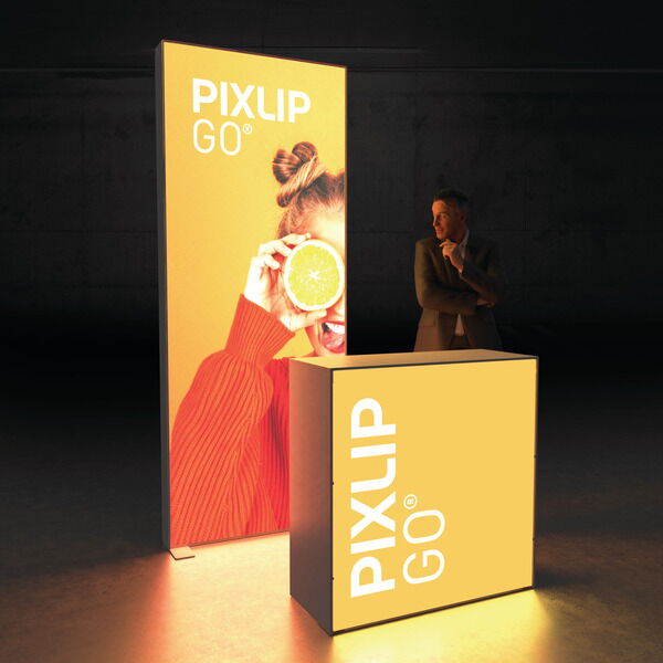 PIXLIP - beleuchteter Messestand