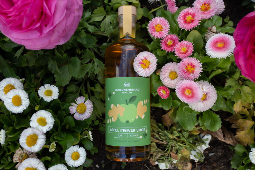 Produktfoto von Apfel Ingwer Likör von Scheunenbrand Distillery